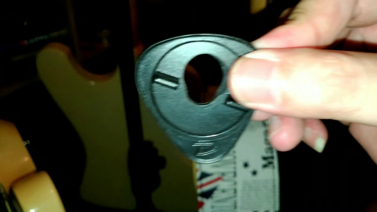DUNLOP 7036 GUITAR STRAP LOCKS 36//JAR