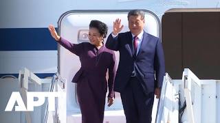 Xi Jinping, Peng Liyuan Give Final Wave as They Depart US | APT