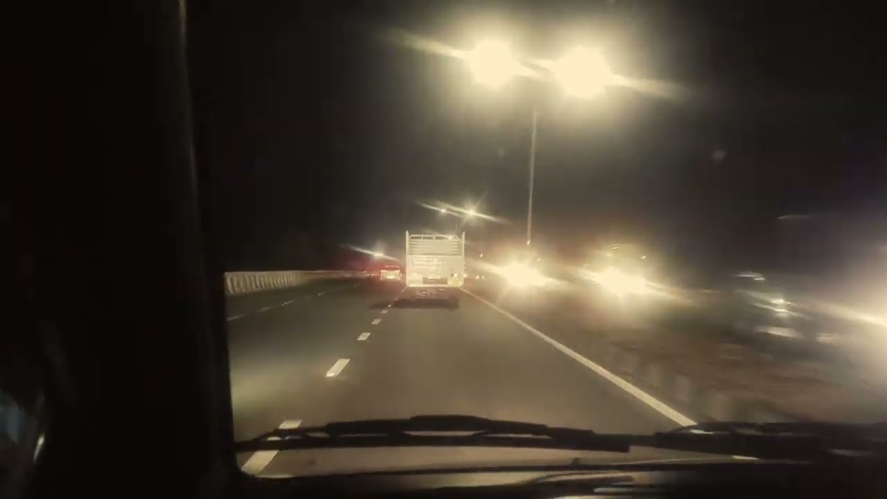 ரகுவை காப்பாற்ற பாபுவை அடிக்க ஓடி வரும் சுடரி அடுத்து நடக்கப் போவது மல்லி சீரியல்