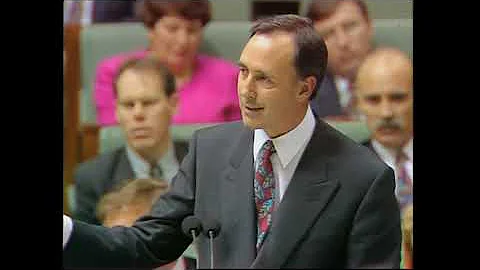 Paul Keating v John Hewson:  "He loathes this view...