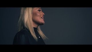 Leonita - Sebzett a szívem feat. Burai chords