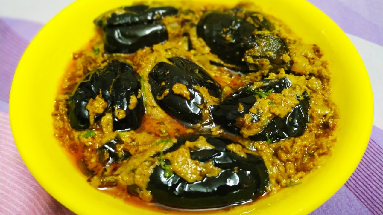 Gutti Vankaya Curry Recipe In Telugu / గుత్తి వంకాయ కూర (Brinjal spicy