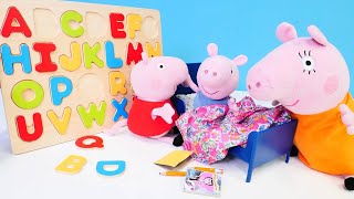 Peppa Pig hasta kardeşine bakıyor! Çocuklar için oyuncak videoları!