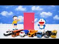 トミカ はたらくくるま 働きすぎたはたらくくるまがドラえもんのどこでもドアで変身するよ！英語ではたらくくるまの名前をおぼえよう！Learn / のび太とドラえもんも登場するよ！