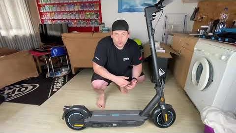 How to fold and carry your Ninebot KickScooter MAX G30 Powered by Segway DIY