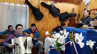 Video thumbnail of "barro en manos del alfarero - EECH Carrizal Meñir"