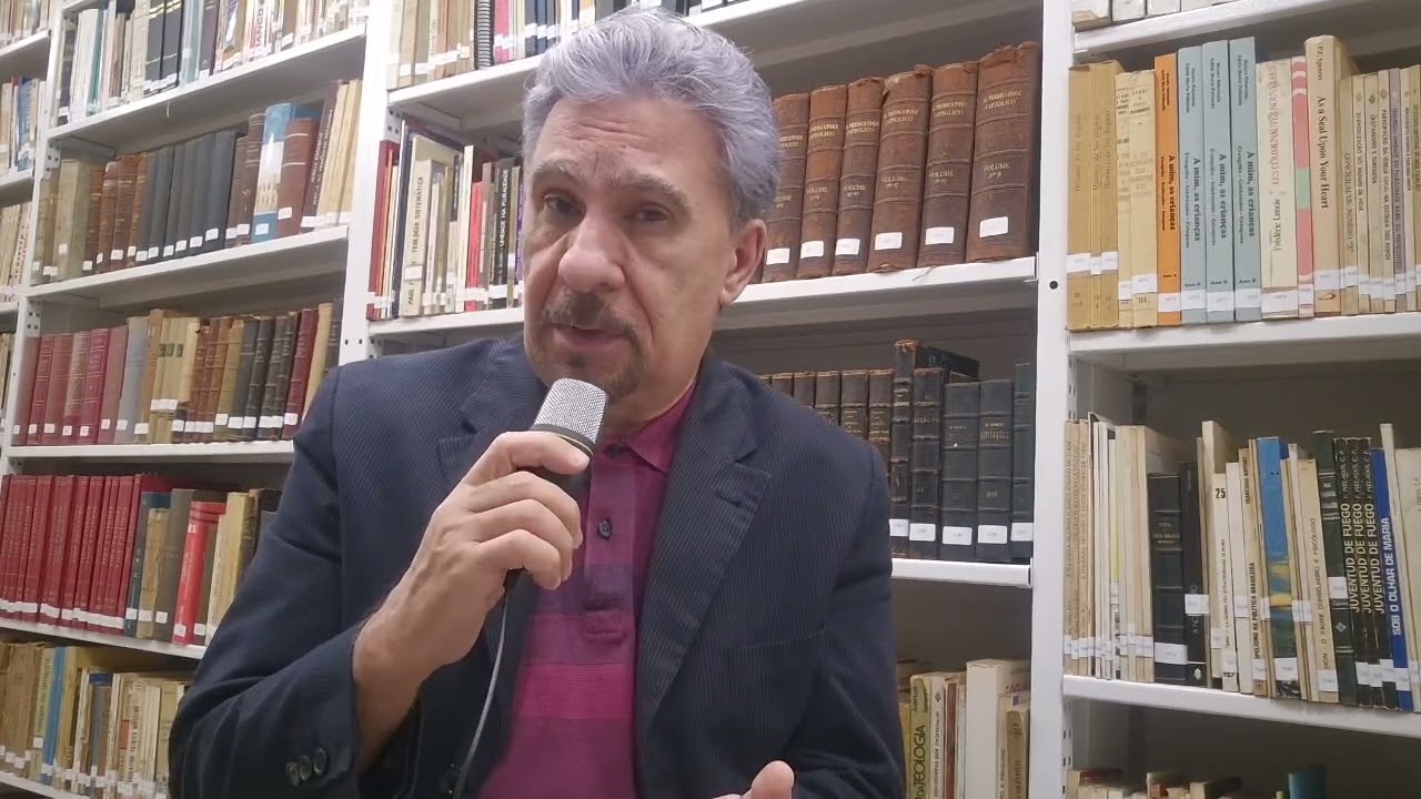 QUE MOMENTO BUSCAR A EUCARISTIA NO SACRÁRIO DURANTE A MISSA?