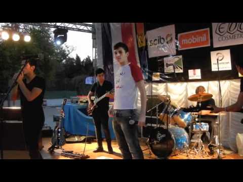 Ethbat Makanak (Cairokee) - Bandetta (Cover).m4v