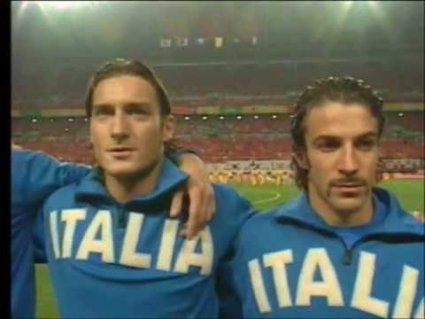 pic Italia Nazionale 2002 inno di mameli mondiali di calcio 2002 corea elena bonelli voce ufficiale dell inno