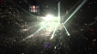 Bon Jovi - "Livin' On a Prayer" 2012