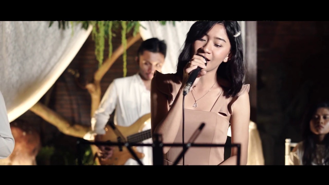 Amin Paling Serius - Nadin Amizah & Sal Priadi (cover by MOL Entertainment) - YouTube