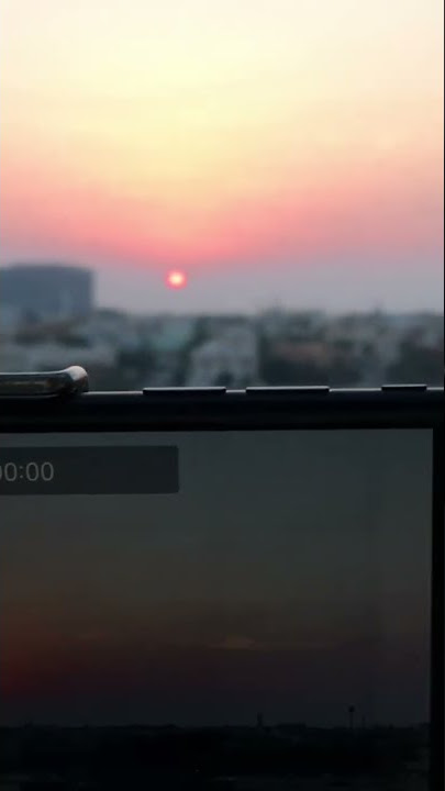 شروق الشمس بجدة صباح الخير جدة Jeddah Sunset. That yellow yellow sunrise #jeddah #jeddahlife #saudi