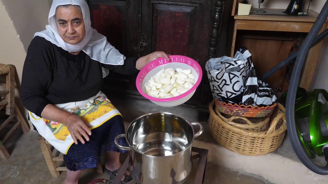 اكلات كان زمان طبختنا لليوم المغربيه