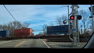 NS container train crosses portlock road