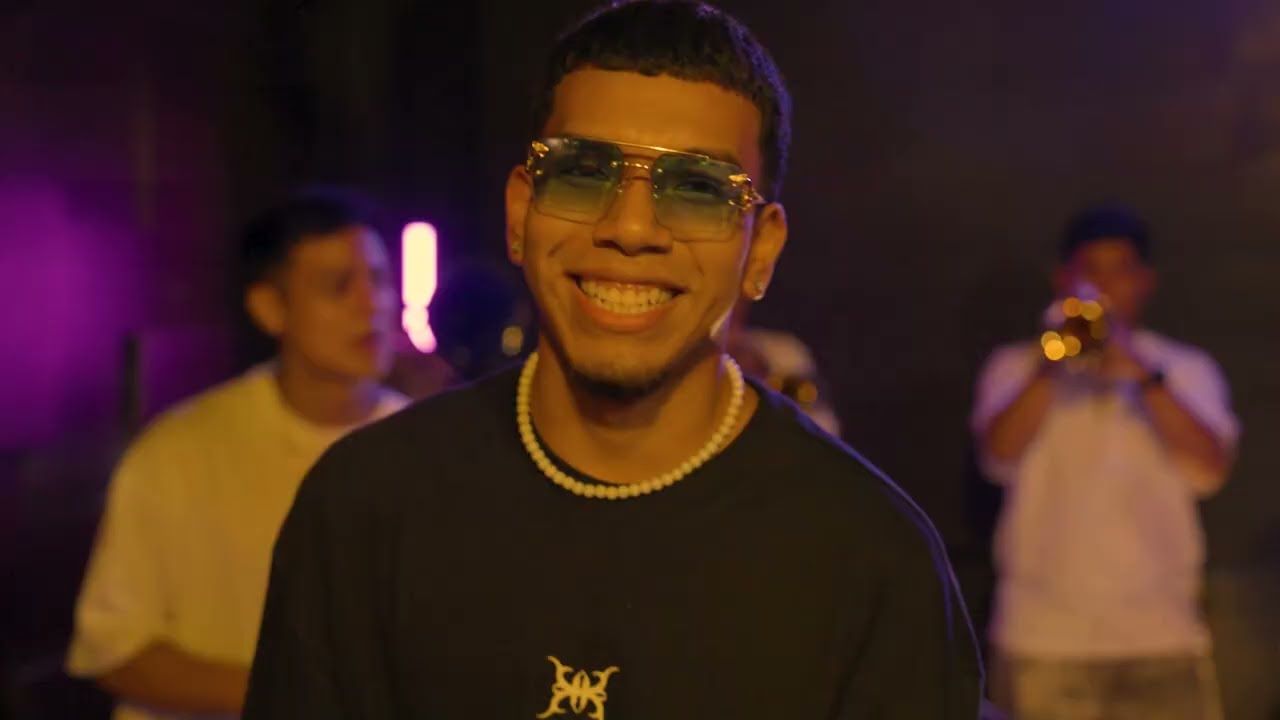 AMÁ CHARO  - VIDEOCLIP OFICIAL LA TIMBA CALIENTE