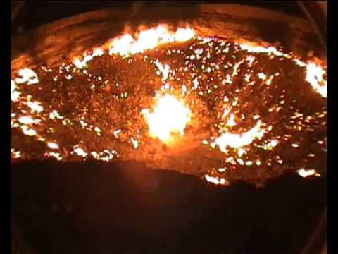 DARVAZA GAS CRATER IN TURKMENISTAN - DOOR TO HELL