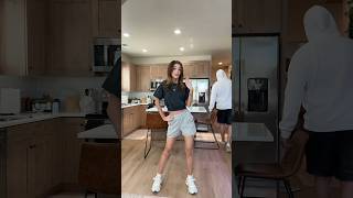 Download Lagu Who Is That!?😳🥰#trizzy #dance #notenoughnelsons #couple #blendedfamily #coupledance #funny #family MP3