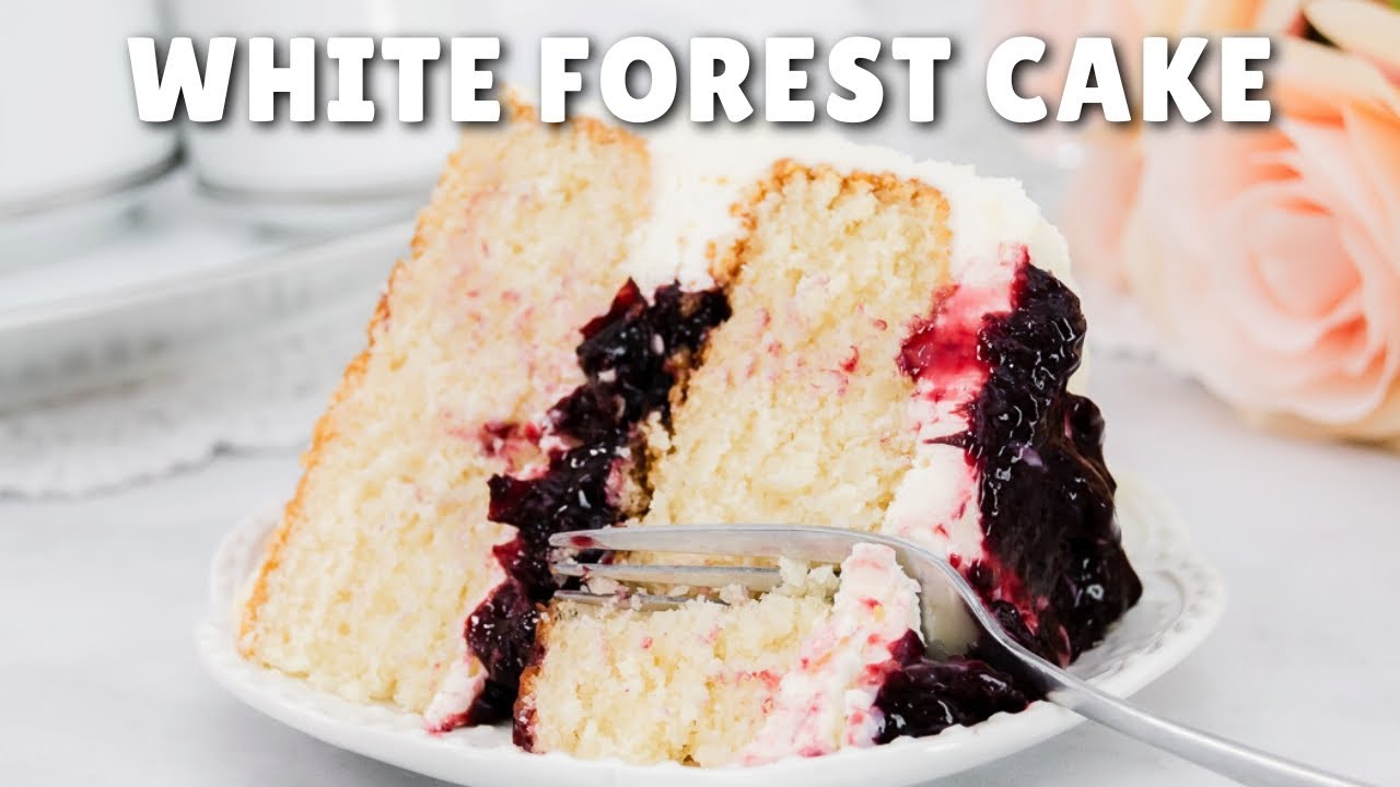 Торт «Белый лес» (влажный белый торт с вишневой начинкой)