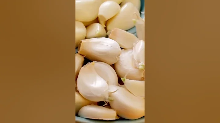 Eat garlic on an empty stomach for 7 days here’s what happens to your body ￼#GarlicBenefits #Health￼