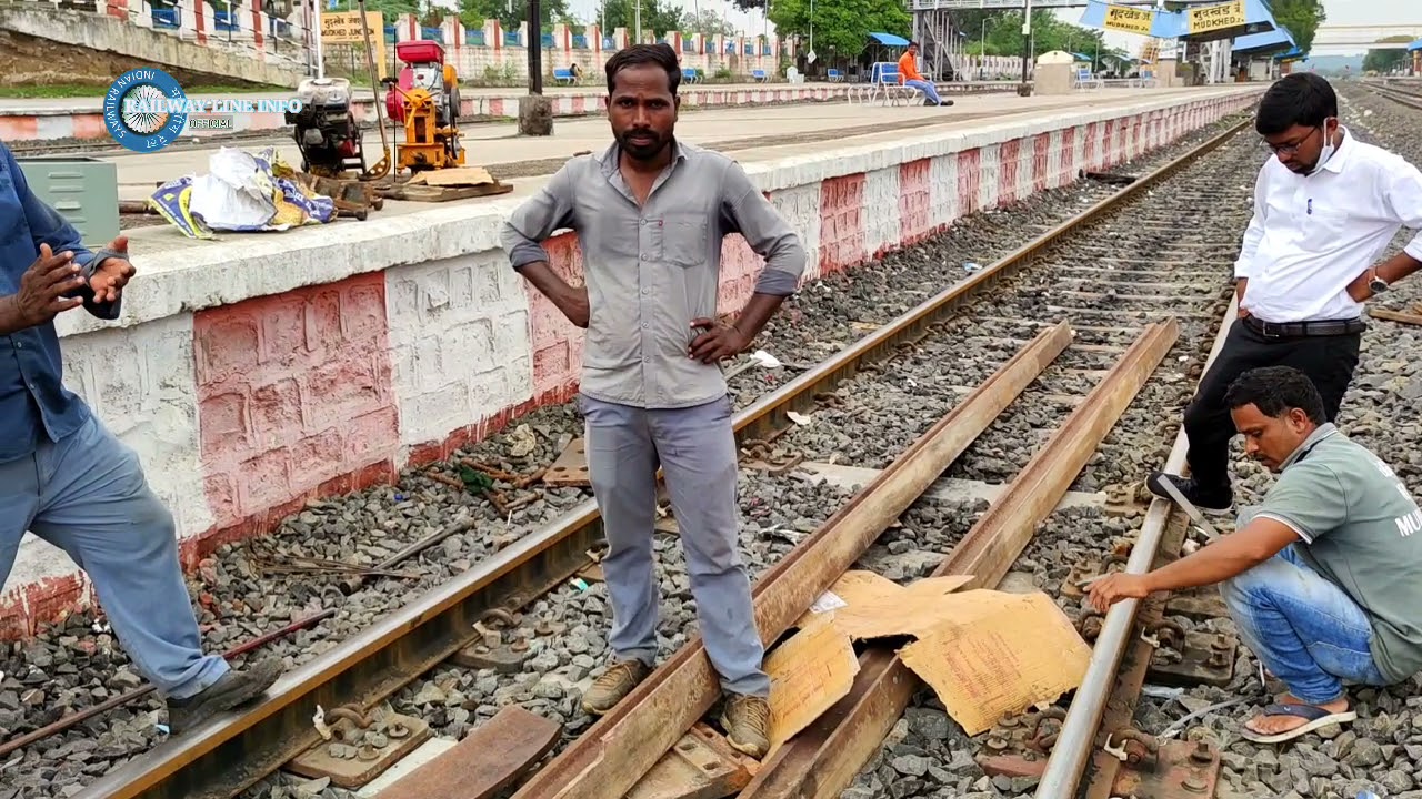 MUDKHED RAIL SEJ  