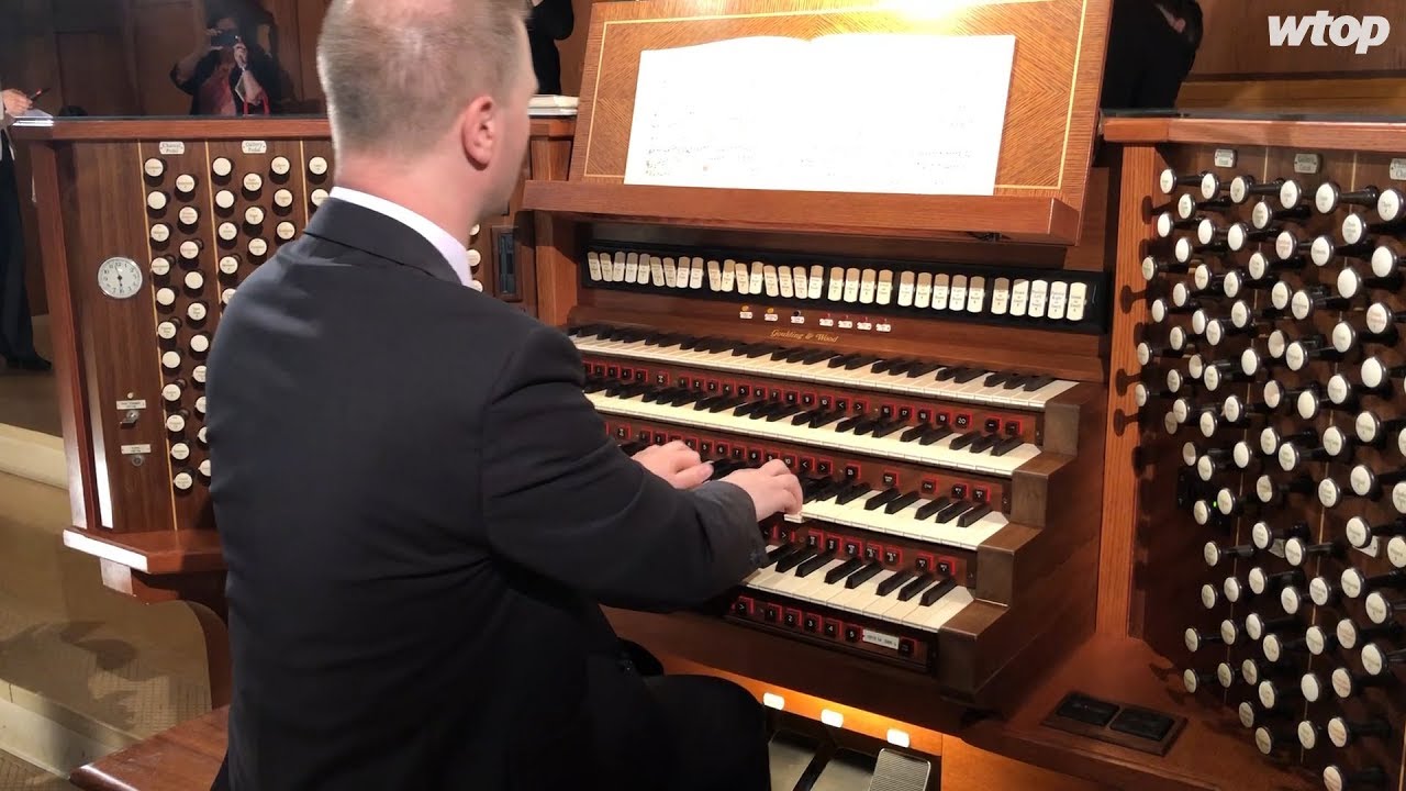 Notre Dame Organist discusses his experience