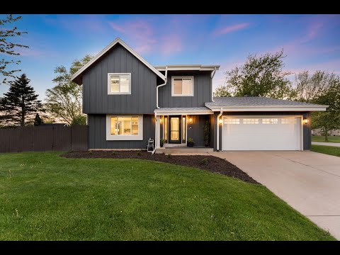 10541 S McGraw Dr, Oak Creek, WI home video tour