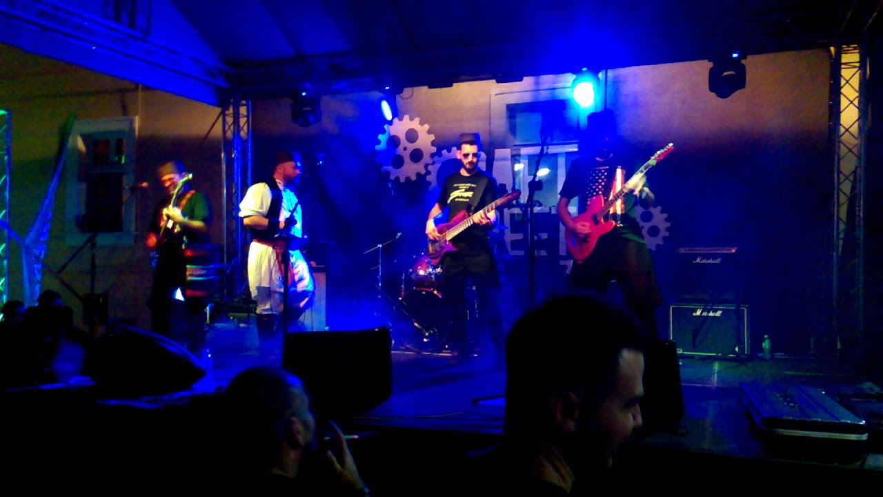 Vesela mašina - Krkenzi kikiriki evri dej Exit 2019.