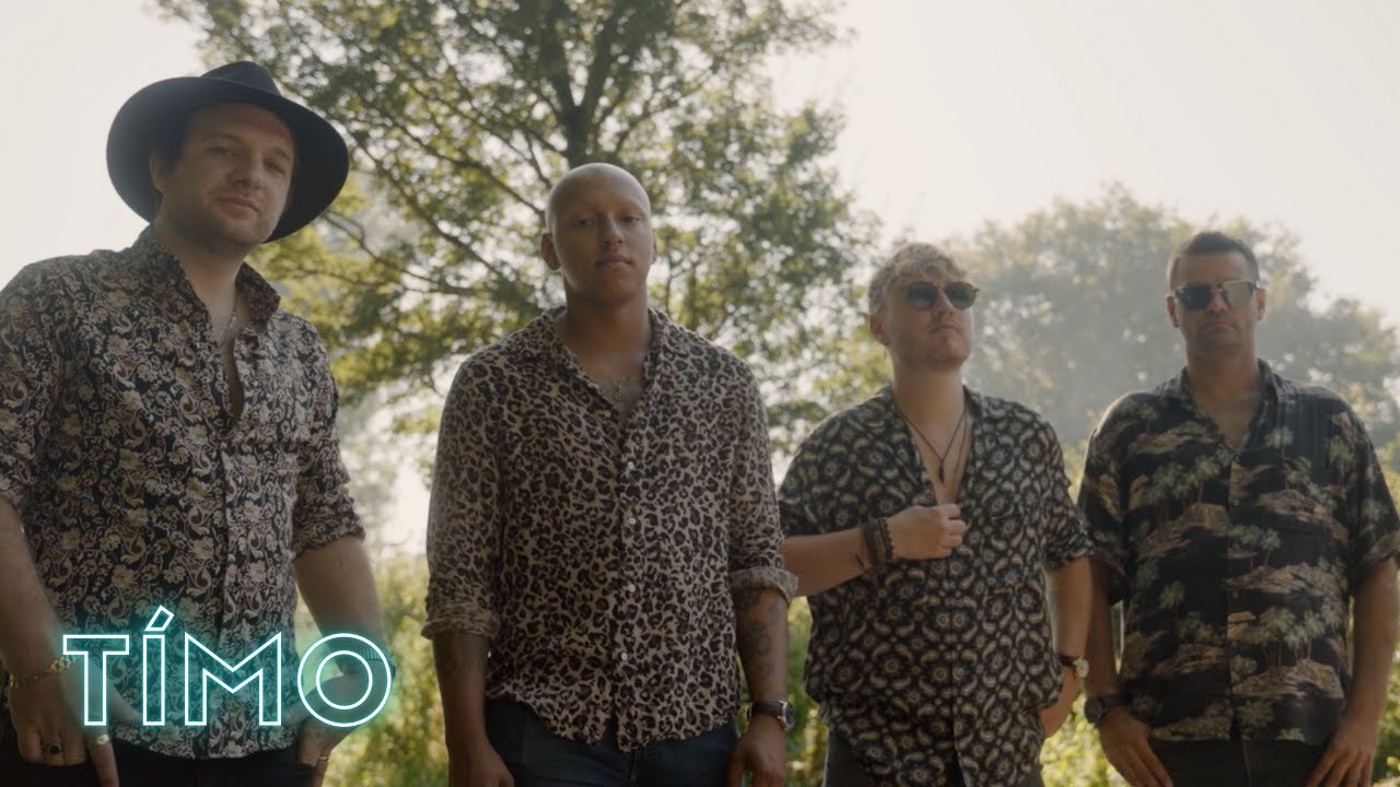 Roads (Live at Magpie Studios) - TÍMO