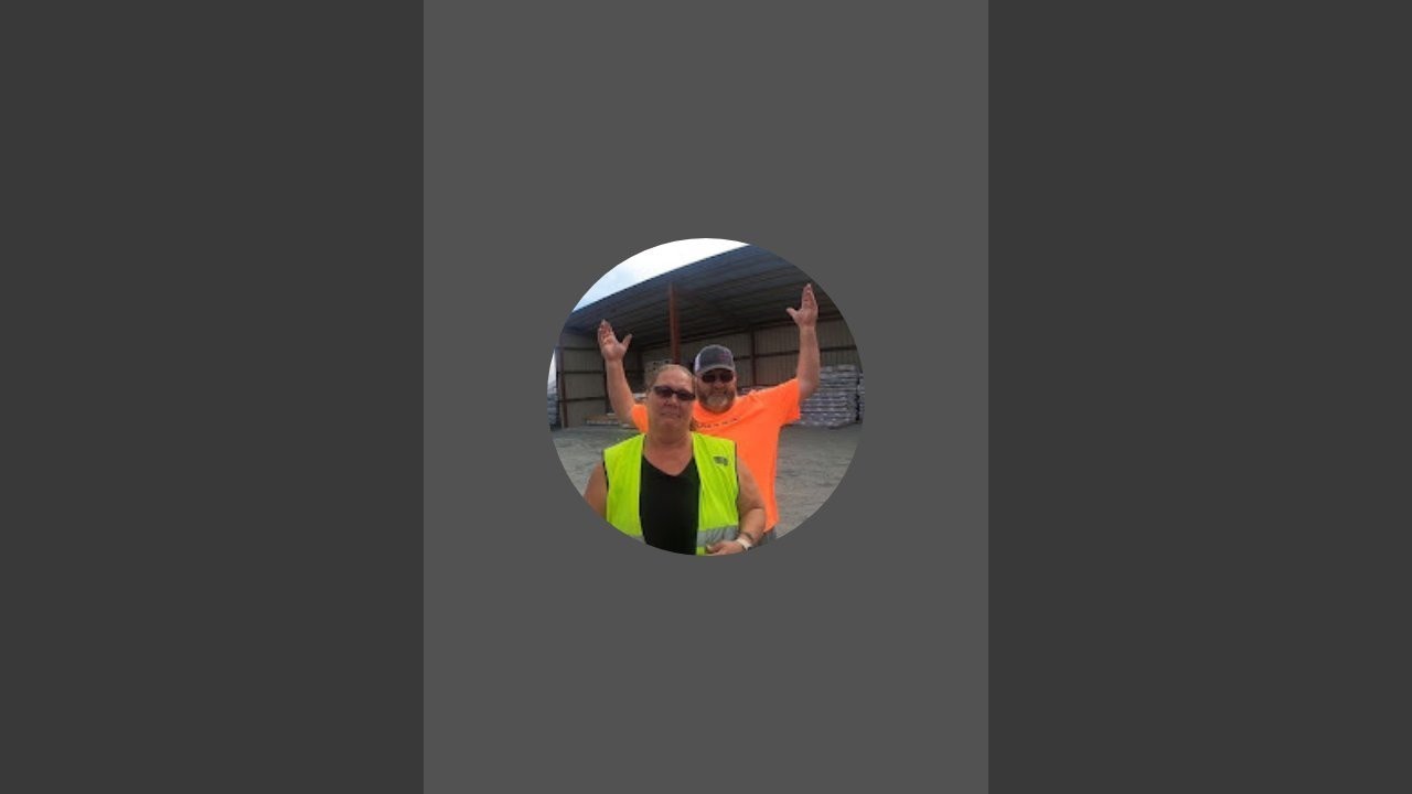 Life with Pawna LIVE and back in the road. They finished the truck repairs and PM so LET'S GO!