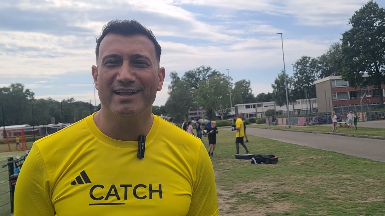 Stichting Catch is weer terug in de Emmer wijk Angelslo: 'Het moet weer veilig worden in de wijk'