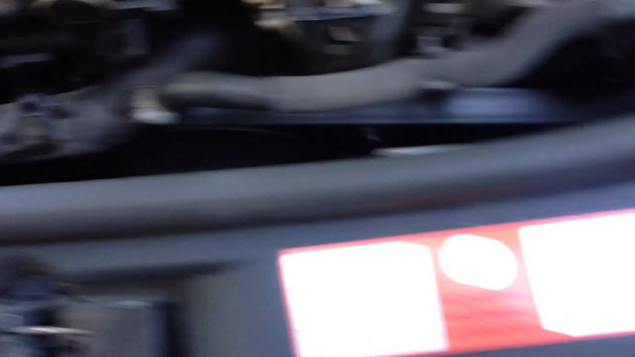 Audi a6 3.2 vibration normal noise ? YouTube