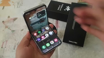 Samsung Galaxy Z Flip 6: How to Set Specific App to Camera Cutout as Auto (Android 14)