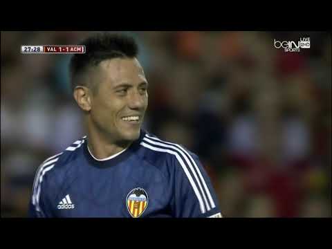 هدف هوندا من ركلة حره على فالنسيا