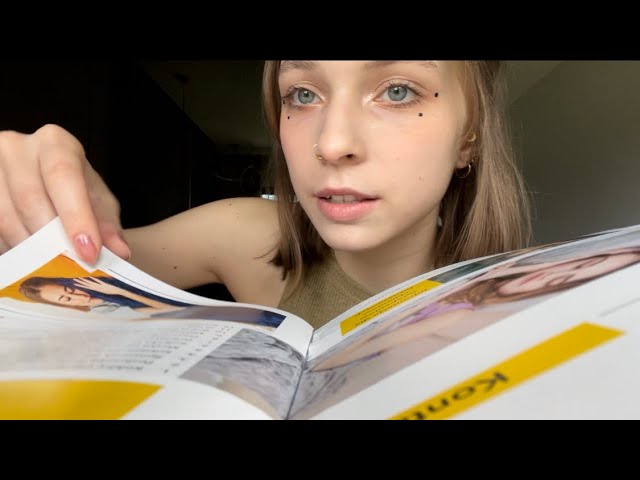 ASMR lo-fi page flipping + finger licking 🦋