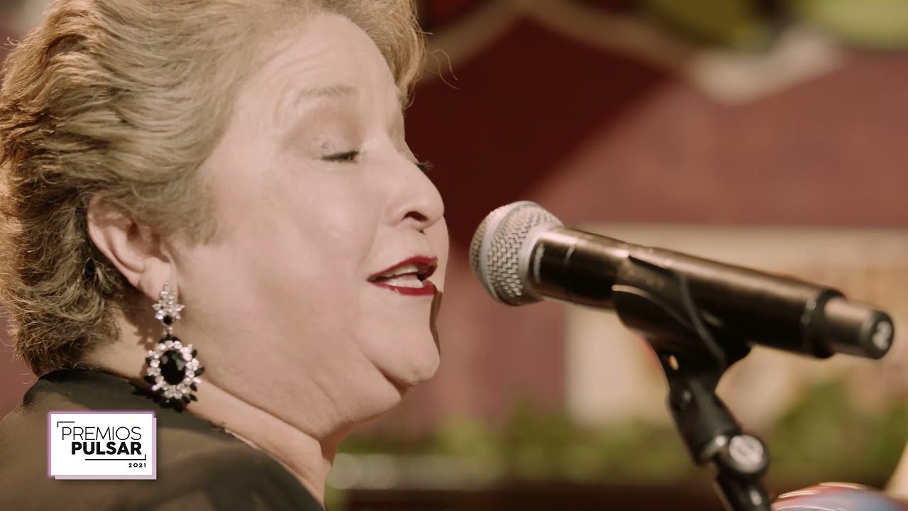 Gepe y María Esther Zamora en Premios Pulsar 2021 - Desde Bar Liguria de Providencia