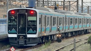 2026/5/18 (E131系新津配給) E131系200番台N1•N2編成がE493系02編成に引かれて高崎駅を発車