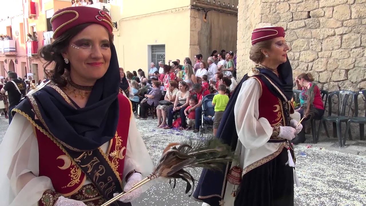 Entrada de Moros y Cristianos Biar 2014, comparsa de Moros Tariks.