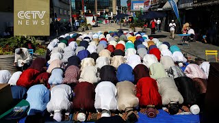 How is American-Muslim community coping with islamophobia?