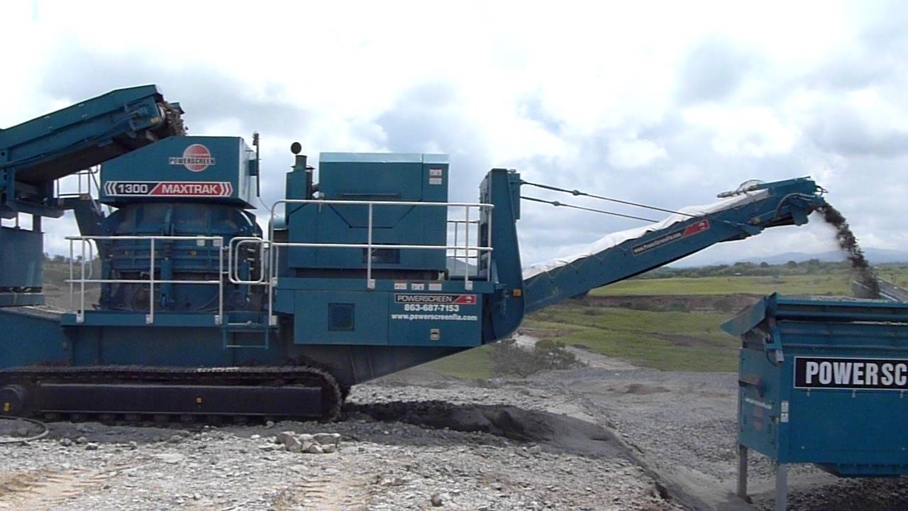 XA400S -1300 Maxtrak-Chieftain 1700 in River Rock Application