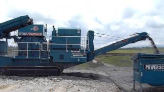 XA400S -1300 Maxtrak-Chieftain 1700 in River Rock Application