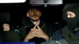 Andrew Tate hand gesture banned in schools😳