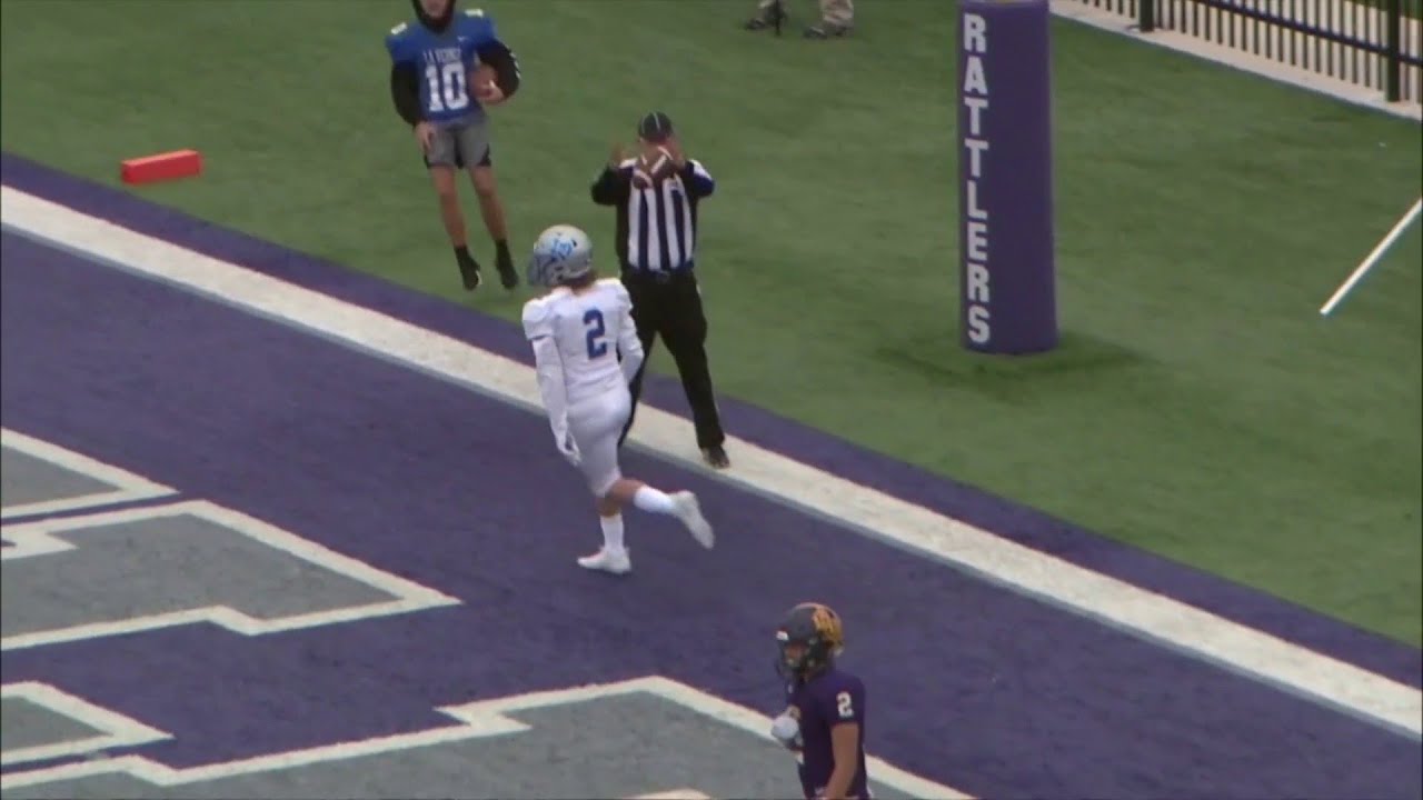 La Vernia vs. Liberty Hill