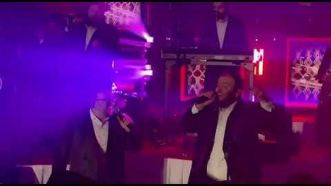 lipa schmeltzer 🎤 chaim brown 🎤  leibish Posen 🎹 wedding of  yossi blu two-tone mieda 📸  ahava 
