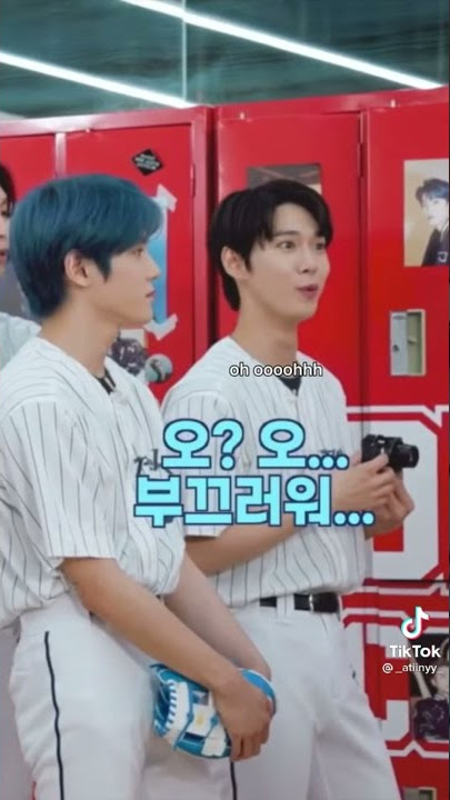 Yuta's locker full of MARK LEE! (Doyoung seemed traumatized lol) #Yuta