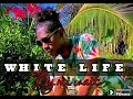 By mi wait _ White life @frannysamson 