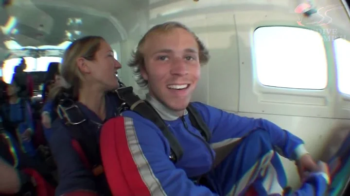 Jason Wert's Tandem skydive!