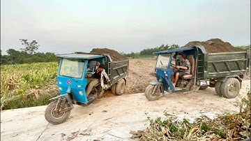 Vietnamese trucks | Công nông chở cát siêu khoẻ lầy lội | agricultural trucks carrying sand pull