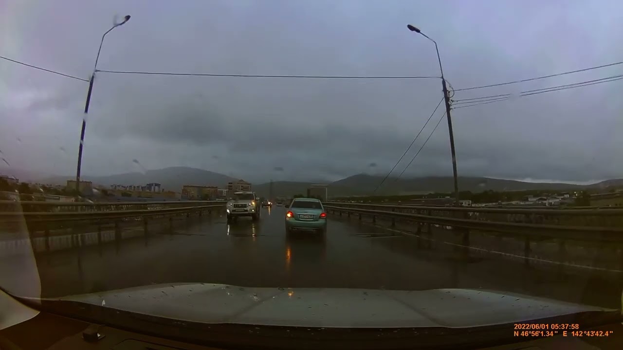 На виадук по встречке К471ТЕ 65RUS - YouTube