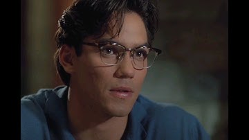 Lois and Clark HD Clip: Clark wants to know how he got here