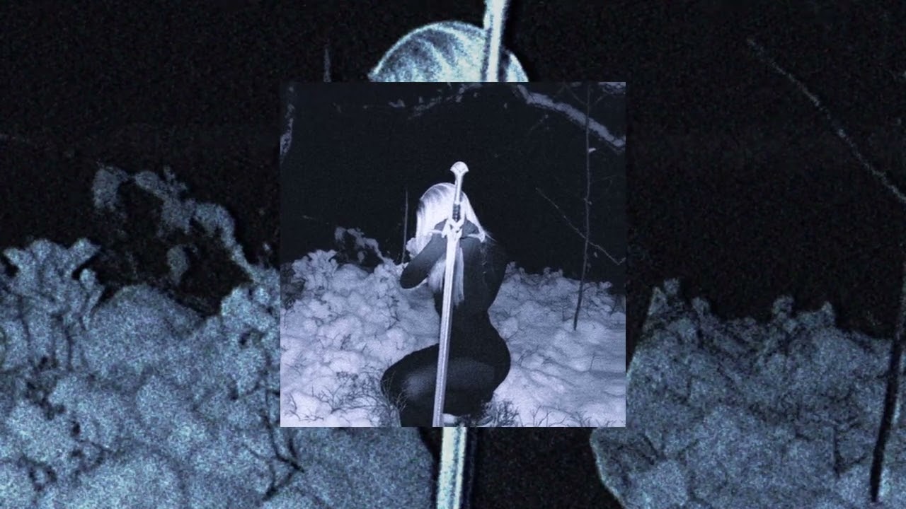 Hugeloud, CNQR+ - Glitchkiss